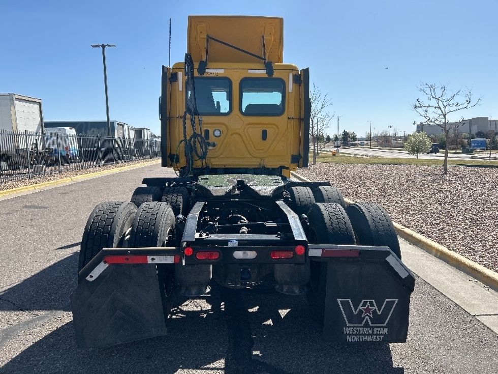 Day Cab Tractor-Heavy Duty Tractors-Freightliner-2022-T12664ST-Greeley-CO-312,161\n\t\tmiles-$ 69,750 - Image 6