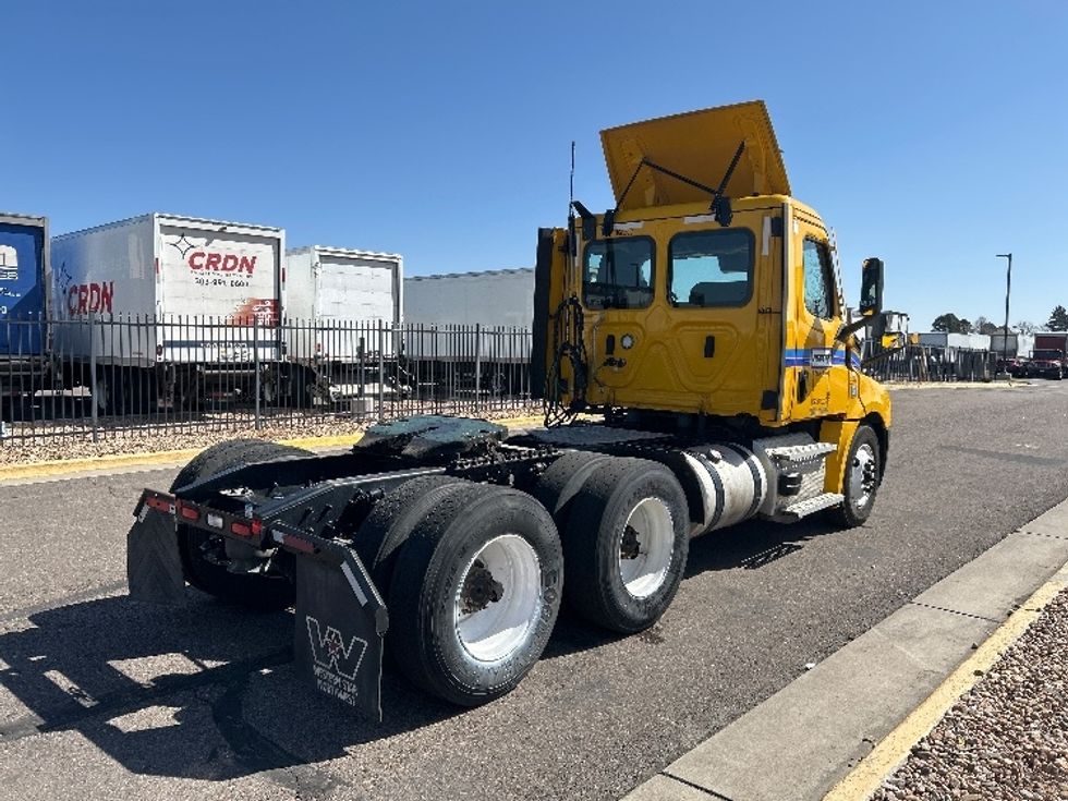 Day Cab Tractor-Heavy Duty Tractors-Freightliner-2022-T12664ST-Greeley-CO-312,161\n\t\tmiles-$ 69,750 - Image 7