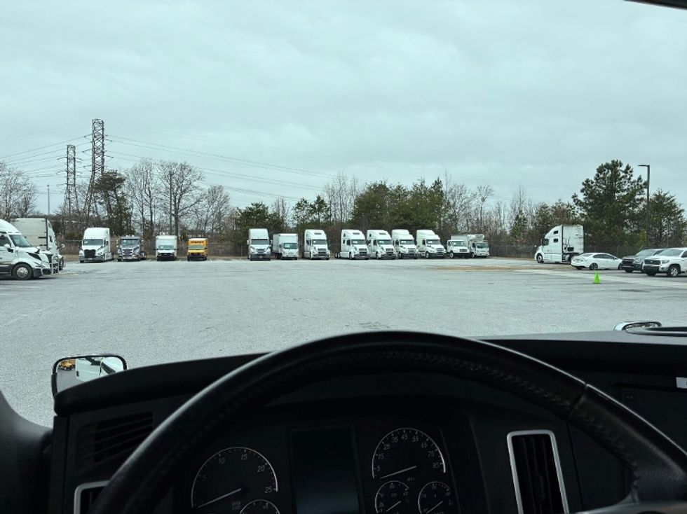 Day Cab Tractor-Heavy Duty Tractors-Freightliner-2022-T12664ST-Greenville-SC-41,830\n\t\tmiles-$ 88,500 - Image 11