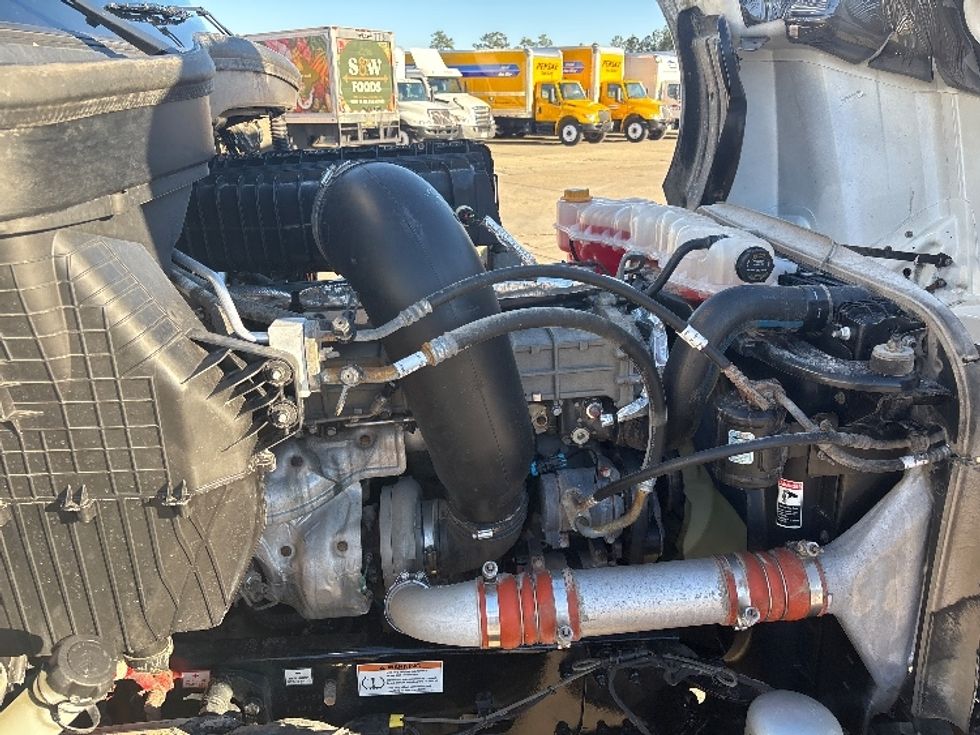 Day Cab Tractor-Heavy Duty Tractors-Freightliner-2022-T12664ST-Hammond-LA-820,515\n\t\tmiles-$ 29,750 - Image 15