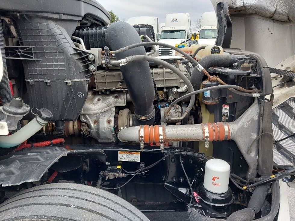 Day Cab Tractor-Heavy Duty Tractors-Freightliner-2022-T12664ST-Harrisburg-PA-700,639\n\t\tmiles-$ 30,000 - Image 15