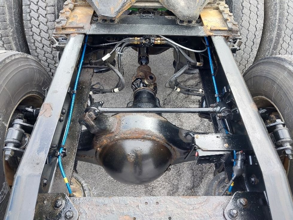 Day Cab Tractor-Heavy Duty Tractors-Freightliner-2022-T12664ST-Harrisburg-PA-700,639\n\t\tmiles-$ 30,000 - Image 6