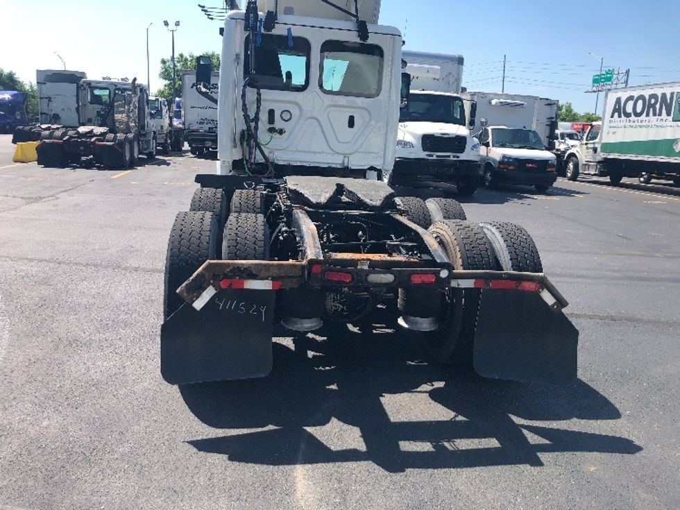Day Cab Tractor-Heavy Duty Tractors-Freightliner-2022-T12664ST-Indianapolis-IN-364,074\n\t\tmiles-$ 65,500 - Image 6