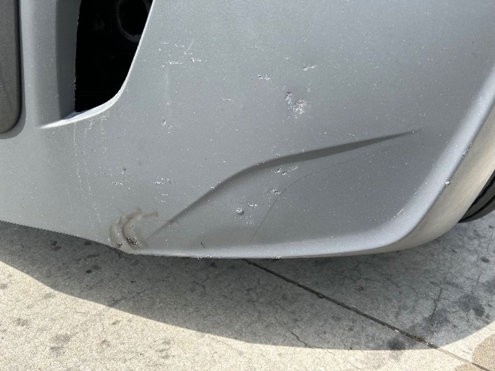 Day Cab Tractor-Heavy Duty Tractors-Freightliner-2022-T12664ST-Kennesaw-GA-177,977\n\t\tmiles-$ 80,250 - Image 17