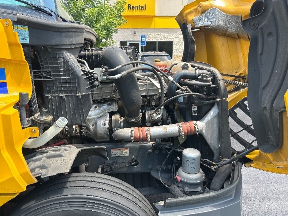 Day Cab Tractor-Heavy Duty Tractors-Freightliner-2022-T12664ST-Lithia Springs-GA-172,185\n\t\tmiles-$ 80,500 - Image 15