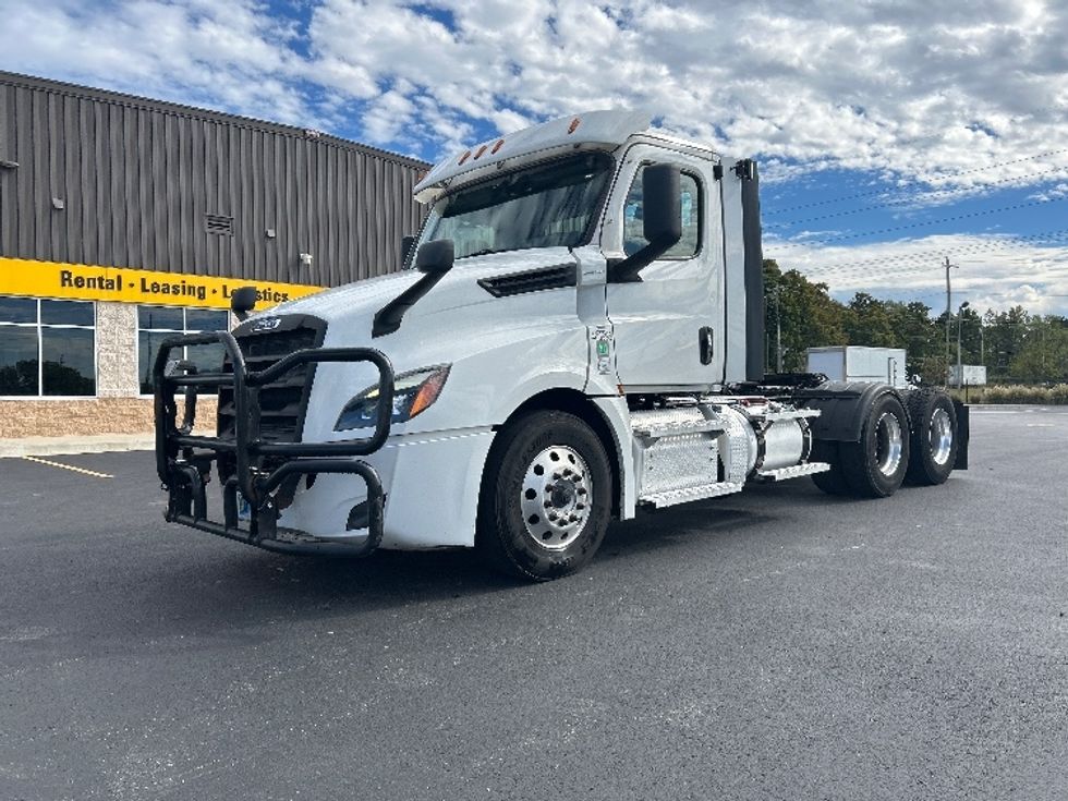 Day Cab Tractor-Heavy Duty Tractors-Freightliner-2022-T12664ST-Lowell-AR-363,608\n\t\tmiles-$ 71,250 - Image 3