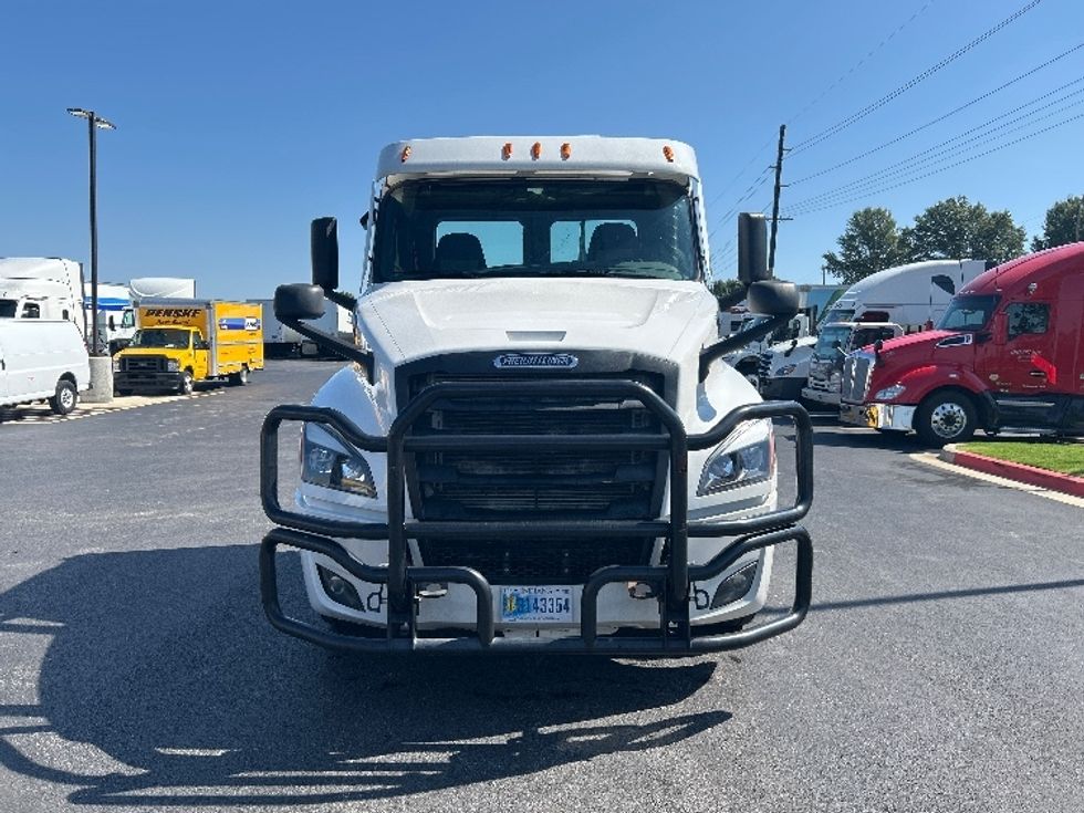Day Cab Tractor-Heavy Duty Tractors-Freightliner-2022-T12664ST-Lowell-AR-432,182\n\t\tmiles-$ 64,250 - Image 2