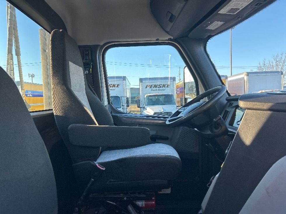 Day Cab Tractor-Heavy Duty Tractors-Freightliner-2022-T12664ST-Oklahoma City-OK-219,877\n\t\tmiles-$ 80,500 - Image 14