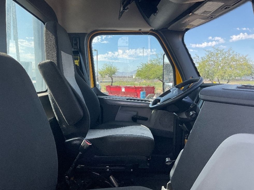 Day Cab Tractor-Heavy Duty Tractors-Freightliner-2022-T12664ST-Phoenix-AZ-532,502\n\t\tmiles-$ 49,250 - Image 13