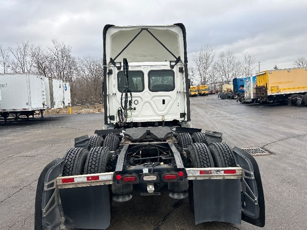 Day Cab Tractor-Heavy Duty Tractors-Freightliner-2022-T12664ST-Piqua-OH-815,388\n\t\tmiles-$ 30,000 - Image 6