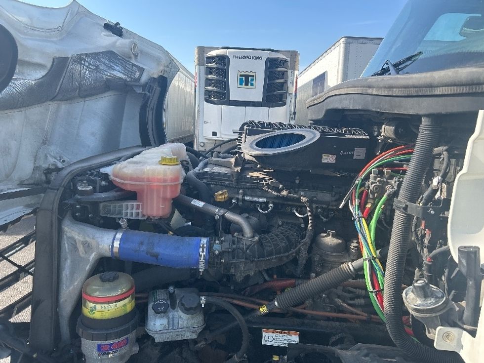 Day Cab Tractor-Heavy Duty Tractors-Freightliner-2022-T12664ST-Sturtevant-WI-517,884\n\t\tmiles-$ 52,500 - Image 16