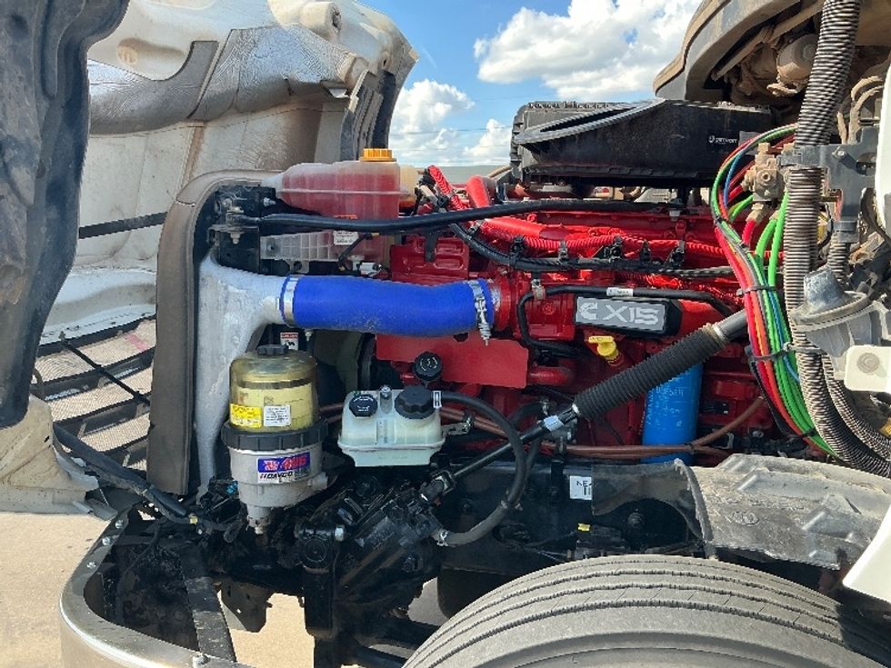 Day Cab Tractor-Heavy Duty Tractors-Freightliner-2022-T12664ST-Tulsa-OK-279,176\n\t\tmiles-$ 77,750 - Image 16