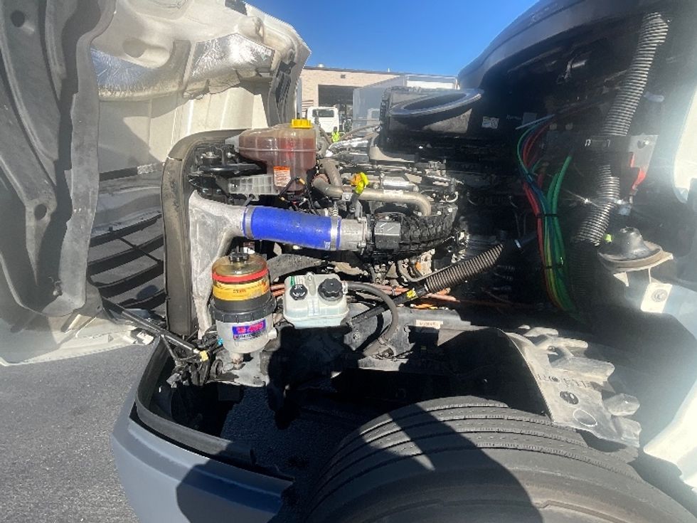 Day Cab Tractor-Heavy Duty Tractors-Freightliner-2022-T12664ST-West Sacramento-CA-314,493\n\t\tmiles-$ 74,250 - Image 16