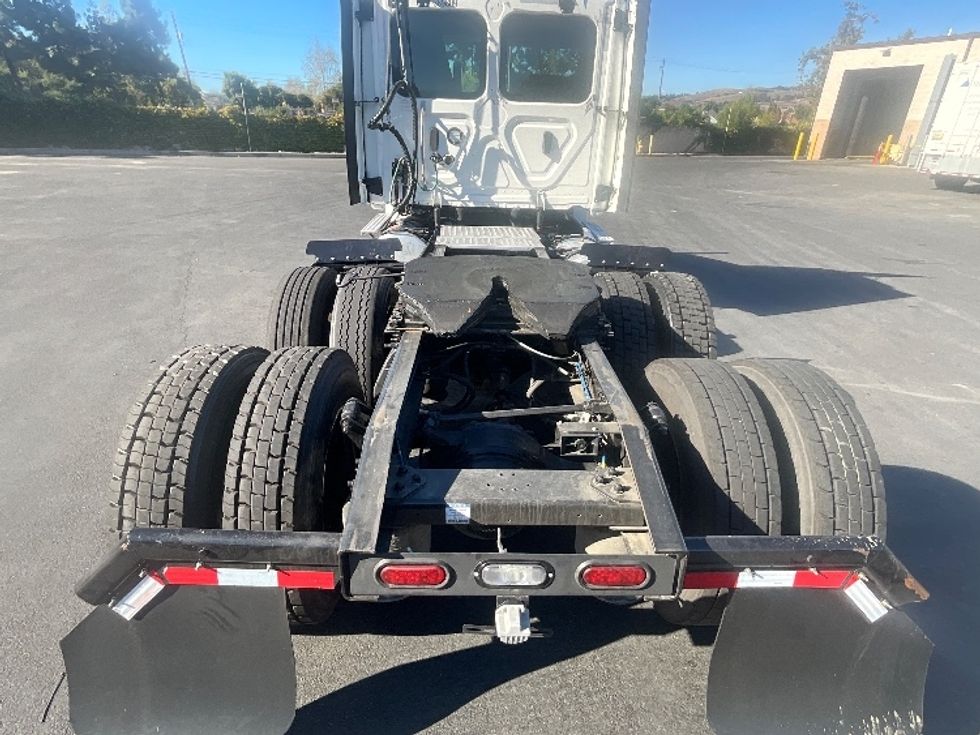 Day Cab Tractor-Heavy Duty Tractors-Freightliner-2022-T12664ST-West Sacramento-CA-314,493\n\t\tmiles-$ 74,250 - Image 6
