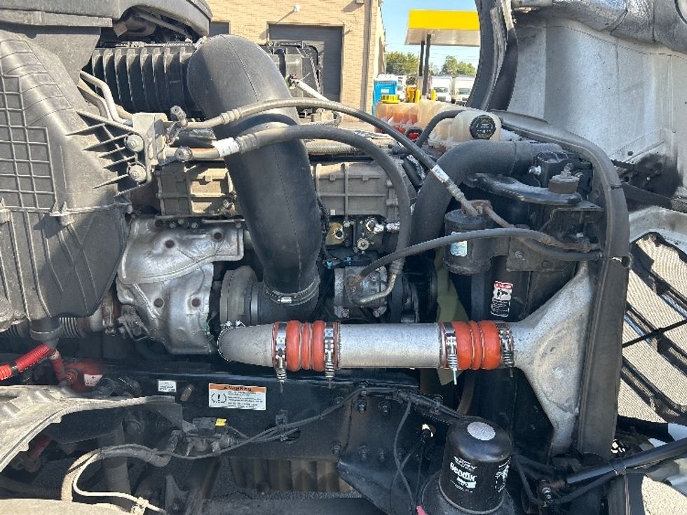 Day Cab Tractor-Heavy Duty Tractors-Freightliner-2022-T12664ST-Wilkes Barre-PA-626,166\n\t\tmiles-$ 33,500 - Image 15