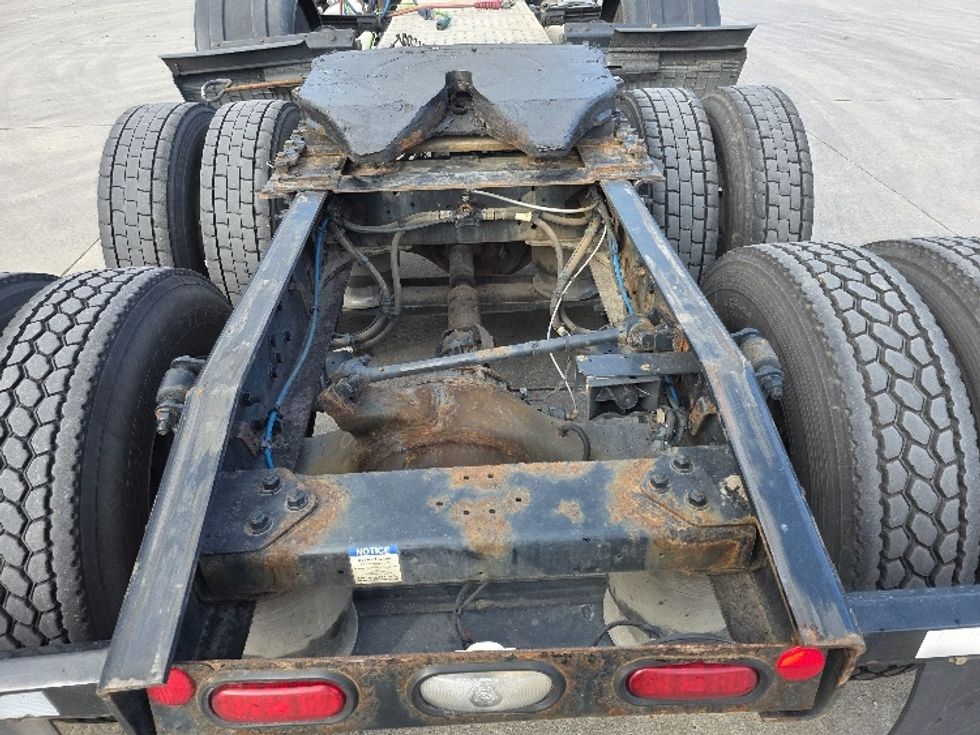 Day Cab Tractor-Heavy Duty Tractors-Freightliner-2022-T12684ST-Flat Rock-MI-654,946\n\t\tmiles-$ 44,750 - Image 6