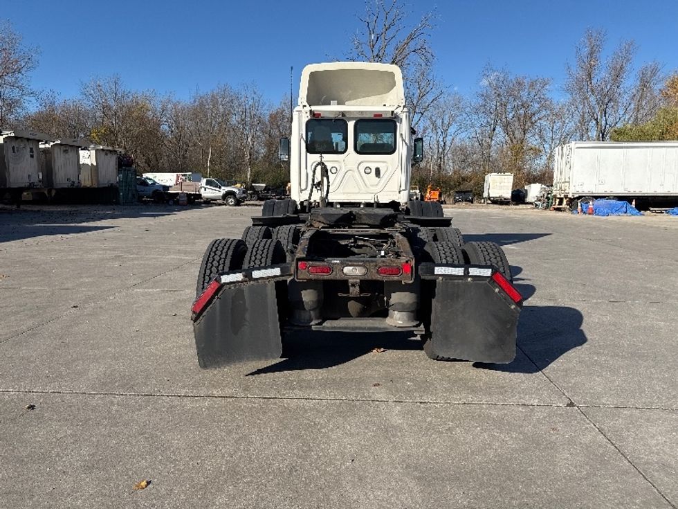 Day Cab Tractor-Heavy Duty Tractors-Freightliner-2022-T12684ST-Flat Rock-MI-681,360\n\t\tmiles-$ 42,000 - Image 11