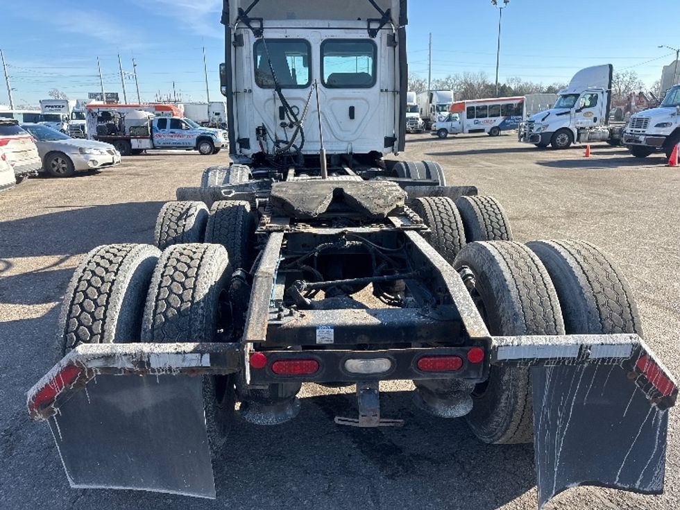 Day Cab Tractor-Heavy Duty Tractors-Freightliner-2022-T12684ST-Omaha-NE-580,150\n\t\tmiles-$ 67,500 - Image 6