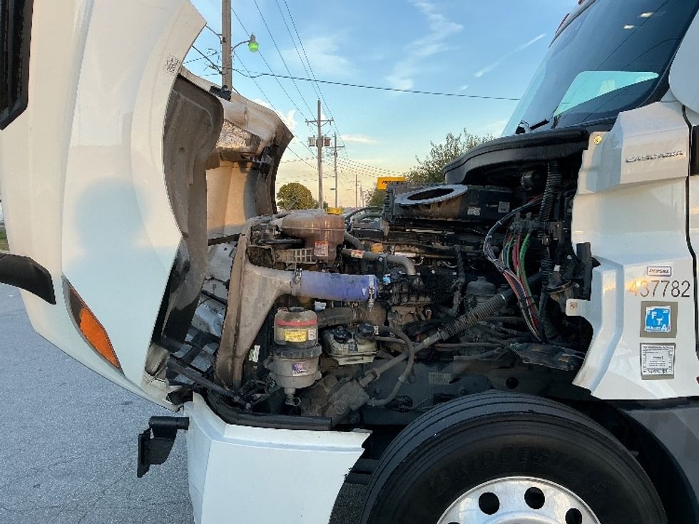 Day Cab Tractor-Heavy Duty Tractors-Freightliner-2022-T12684ST-Omaha-NE-593,117\n\t\tmiles-$ 58,250 - Image 16
