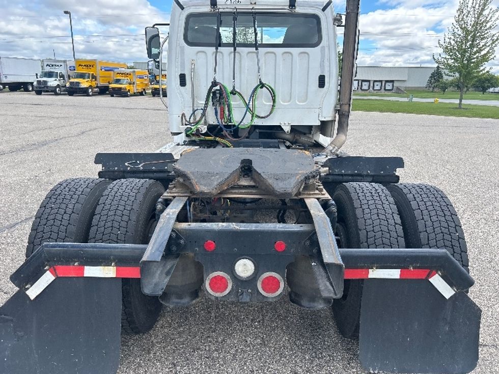 Day Cab Tractor-Heavy Duty Tractors-Freightliner-2023-M211242S-Holland-MI-146,213\n\t\tmiles-$ 66,250 - Image 6