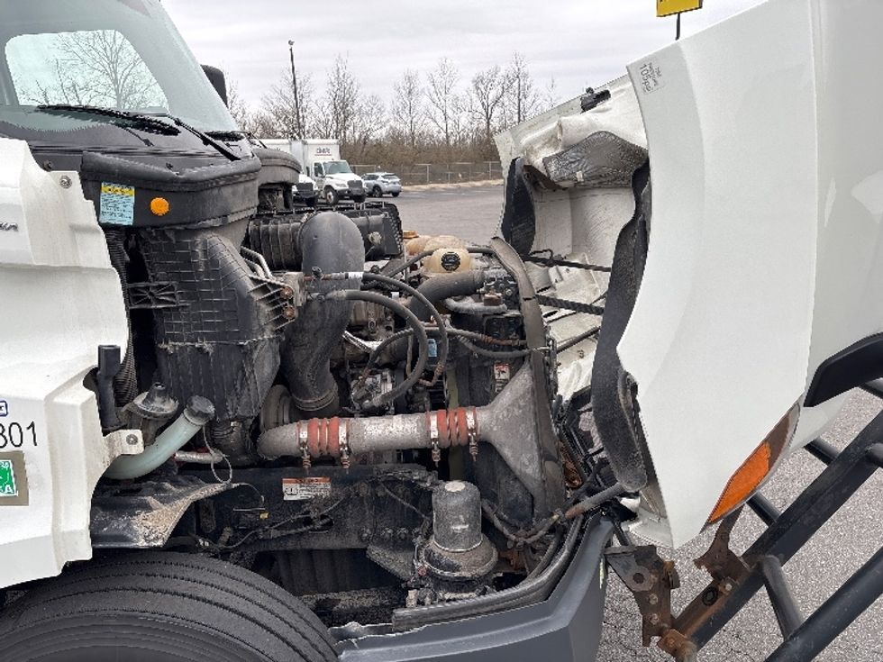 Day Cab Tractor-Heavy Duty Tractors-Freightliner-2023-T11664ST-Obetz-OH-289,589\n\t\tmiles-$ 70,750 - Image 15