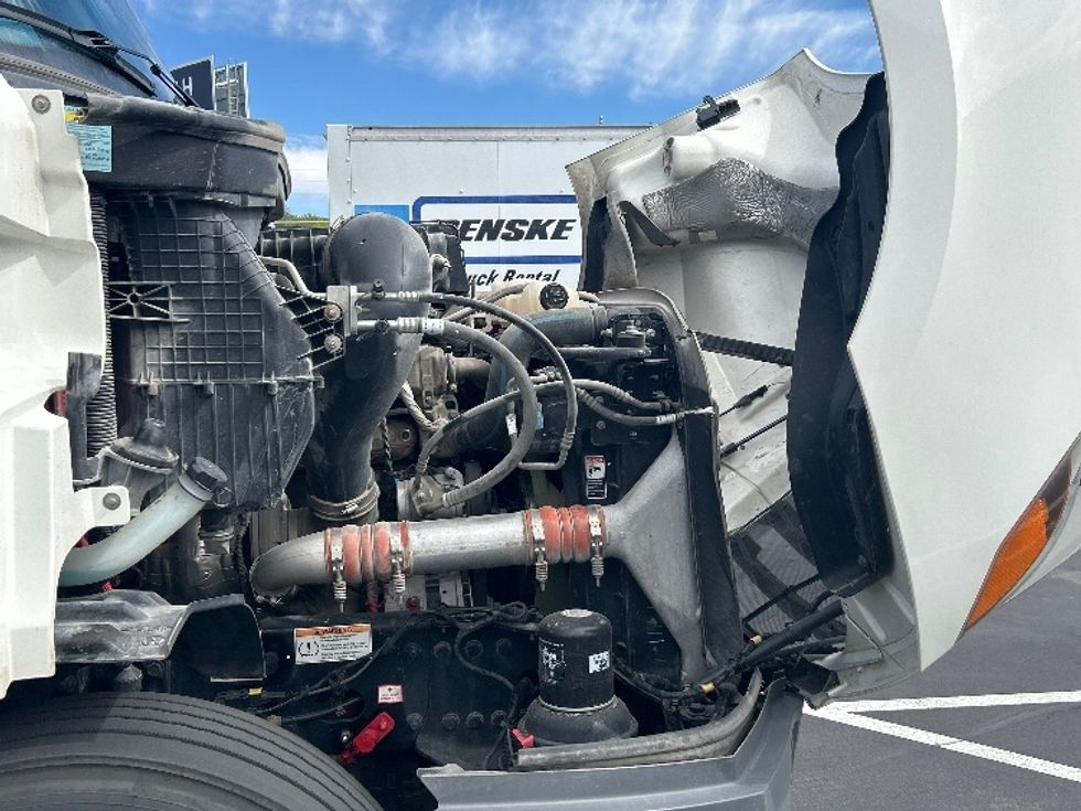 Day Cab Tractor-Heavy Duty Tractors-Freightliner-2023-T11664ST-Ogden-UT-227,104\n\t\tmiles-$ 89,750 - Image 15