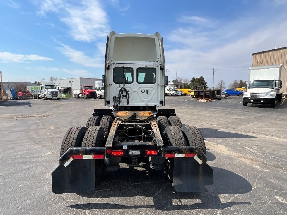 Day Cab Tractor-Heavy Duty Tractors-Freightliner-2023-T12664ST-Cambridge-ON-1,025,208\n\t\tkm-$ 53,000 - Image 6