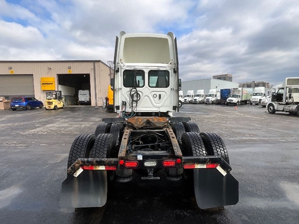 Day Cab Tractor-Heavy Duty Tractors-Freightliner-2023-T12664ST-Cambridge-ON-921,880\n\t\tkm-$ 64,500 - Image 6