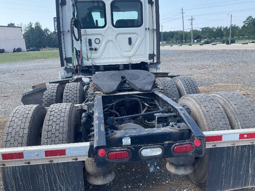 Day Cab Tractor-Heavy Duty Tractors-Freightliner-2023-T12664ST-Greensboro-NC-720,751\n\t\tmiles-$ 36,250 - Image 5