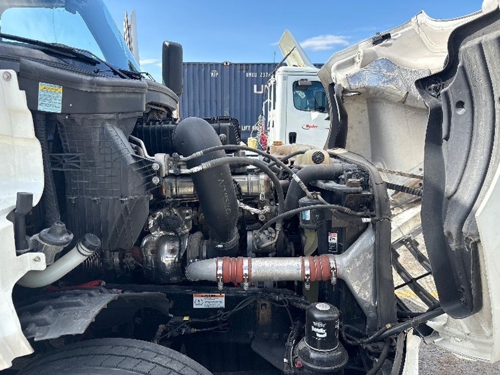 Day Cab Tractor-Heavy Duty Tractors-Freightliner-2023-T12664ST-Harrisburg-PA-706,635\n\t\tmiles-$ 36,250 - Image 15