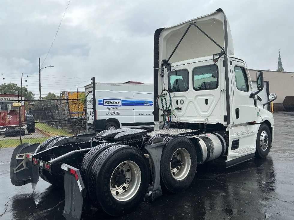 Day Cab Tractor-Heavy Duty Tractors-Freightliner-2023-T12664ST-Moberly-MO-753,815\n\t\tmiles-$ 36,750 - Image 7