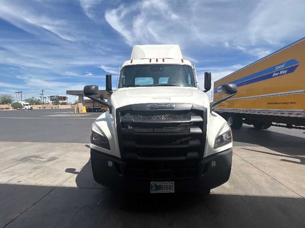 Day Cab Tractor-Heavy Duty Tractors-Freightliner-2023-T12664ST-Phoenix-AZ-74,698\n\t\tmiles-$ 98,750 - Image 2