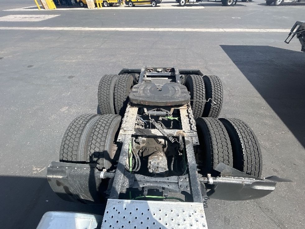 Day Cab Tractor-Heavy Duty Tractors-Freightliner-2023-T12664ST-Phoenix-AZ-74,698\n\t\tmiles-$ 98,750 - Image 6