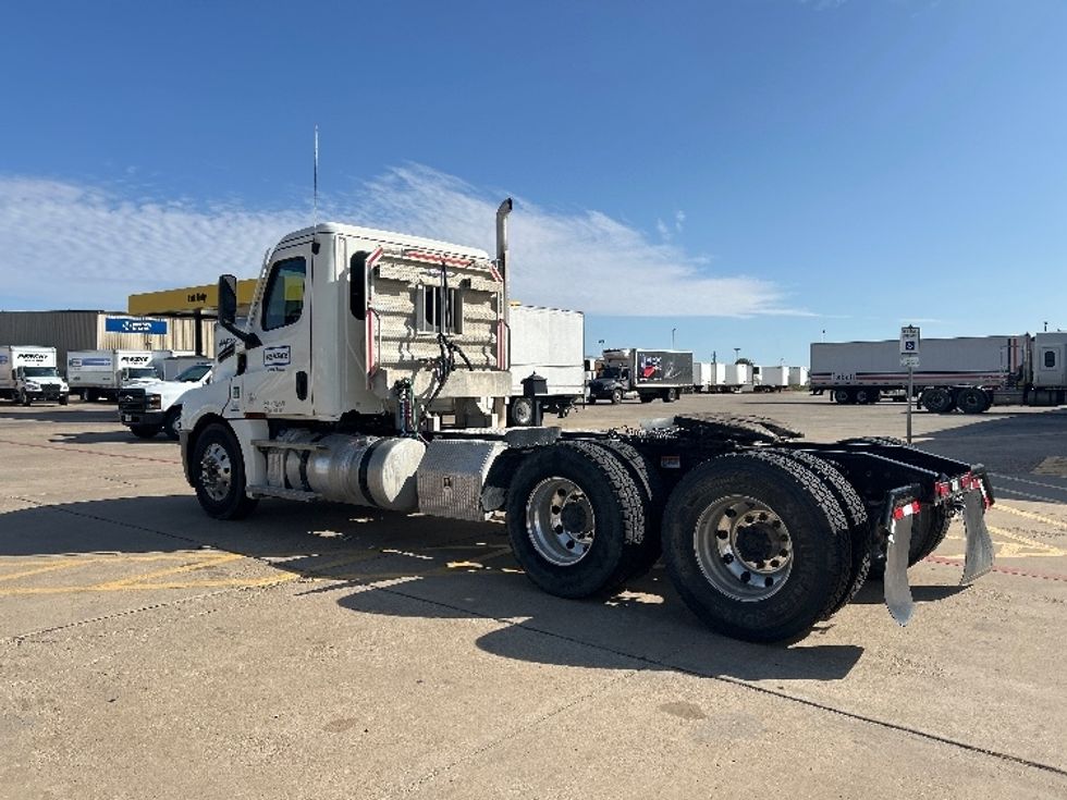 Day Cab Tractor-Heavy Duty Tractors-Freightliner-2024-T12664ST-Odessa-TX-86,696\n\t\tmiles-$ 120,000 - Image 5