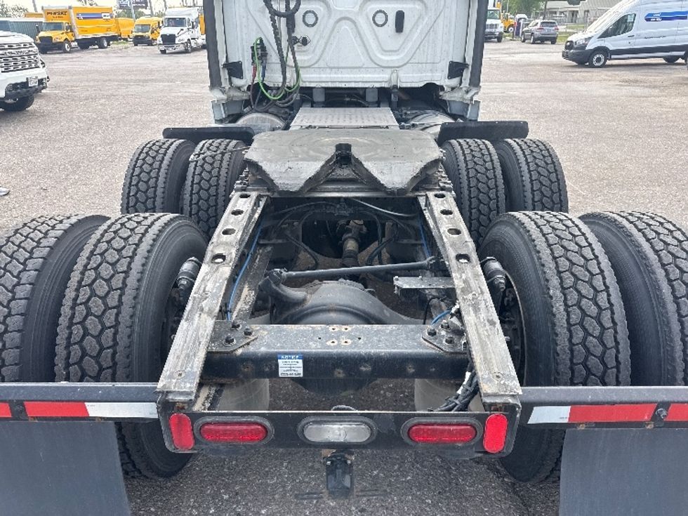 Day Cab Tractor-Heavy Duty Tractors-Freightliner-2024-T12664ST-Omaha-NE-735,915\n\t\tmiles-$ 48,750 - Image 6