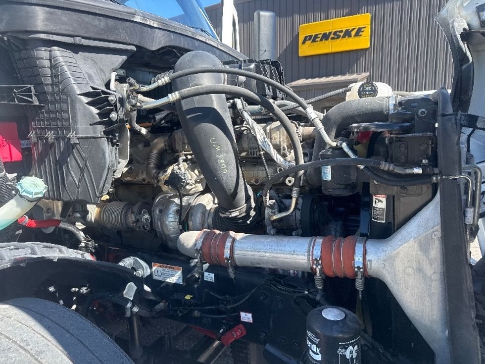 Day Cab Tractor-Heavy Duty Tractors-Freightliner-2024-T12664ST-Omaha-NE-795,150\n\t\tmiles-$ 46,000 - Image 15