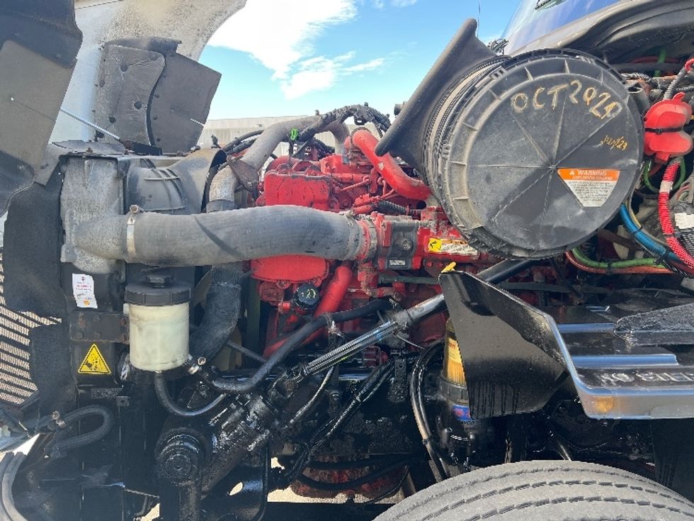 Day Cab Tractor-Heavy Duty Tractors-International-2014-ProStar-Brampton-ON-466,822\n\t\tkm-$ 18,000 - Image 16