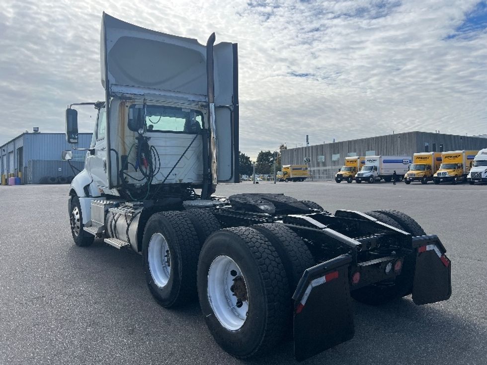 Day Cab Tractor-Heavy Duty Tractors-International-2014-ProStar-Brampton-ON-466,822\n\t\tkm-$ 18,000 - Image 5