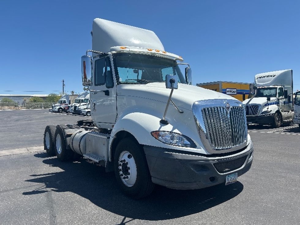 Day Cab Tractor-Heavy Duty Tractors-International-2014-ProStar-Tucson-AZ-414,063\n\t\tmiles-$ 18,500 - Image 1