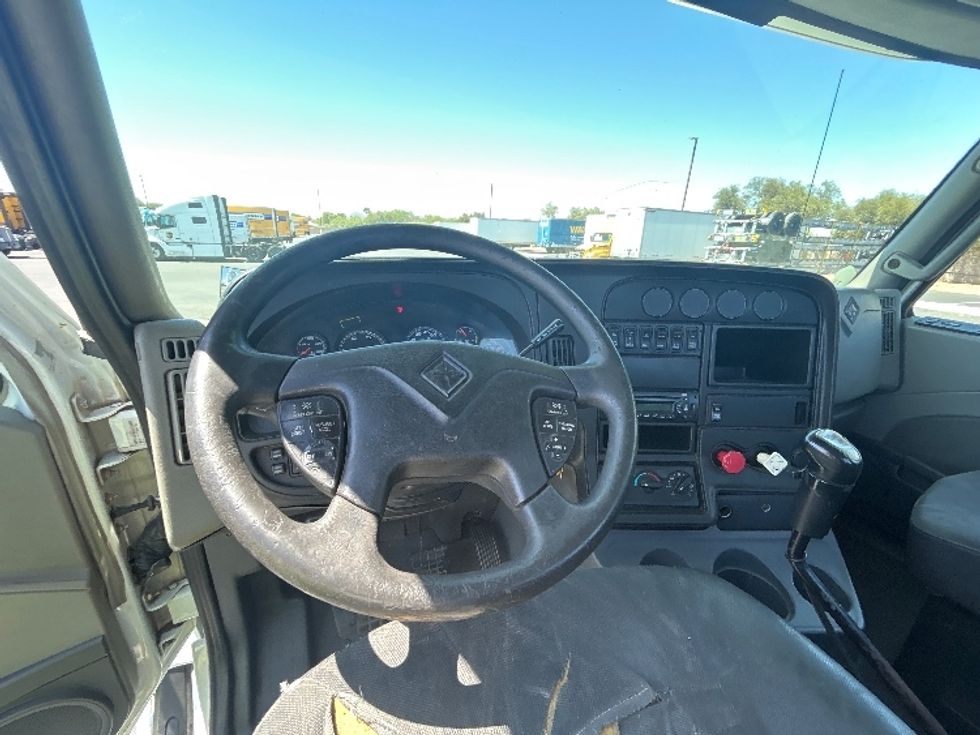 Day Cab Tractor-Heavy Duty Tractors-International-2014-ProStar-Tucson-AZ-414,063\n\t\tmiles-$ 18,500 - Image 11
