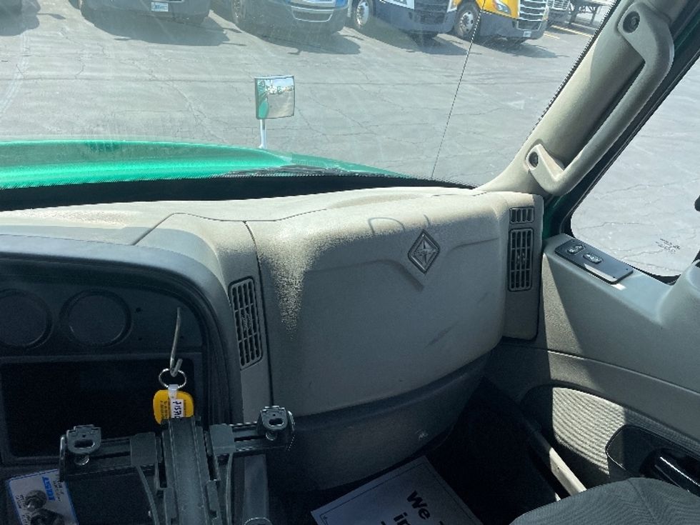 Day Cab Tractor-Heavy Duty Tractors-International-2016-ProStar-Chicago (Melrose Park)-IL-257,863\n\t\tmiles-$ 25,000 - Image 13