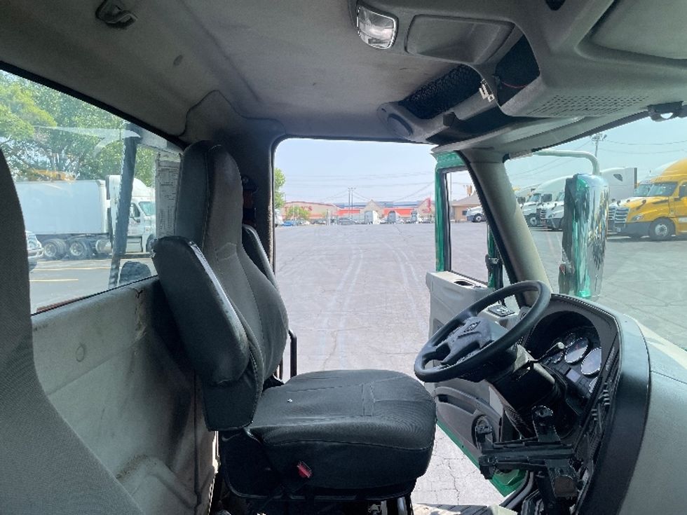 Day Cab Tractor-Heavy Duty Tractors-International-2016-ProStar-Chicago (Melrose Park)-IL-257,863\n\t\tmiles-$ 25,000 - Image 14