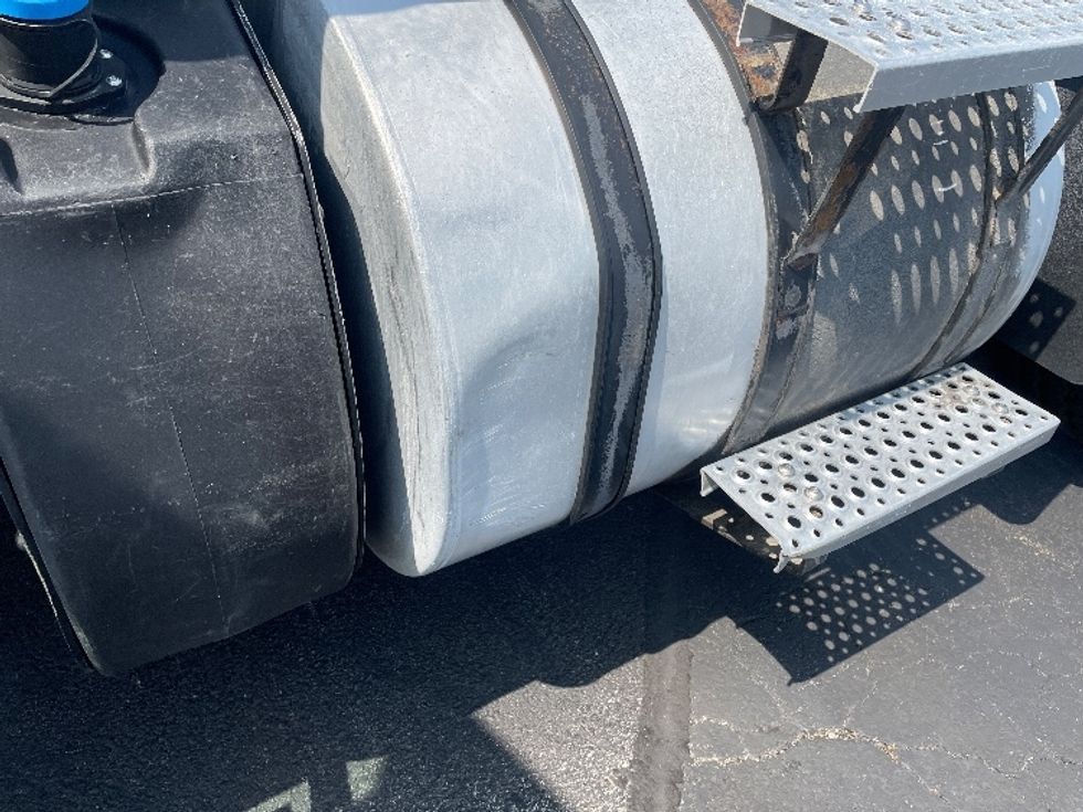 Day Cab Tractor-Heavy Duty Tractors-International-2016-ProStar-Chicago (Melrose Park)-IL-257,863\n\t\tmiles-$ 25,000 - Image 19