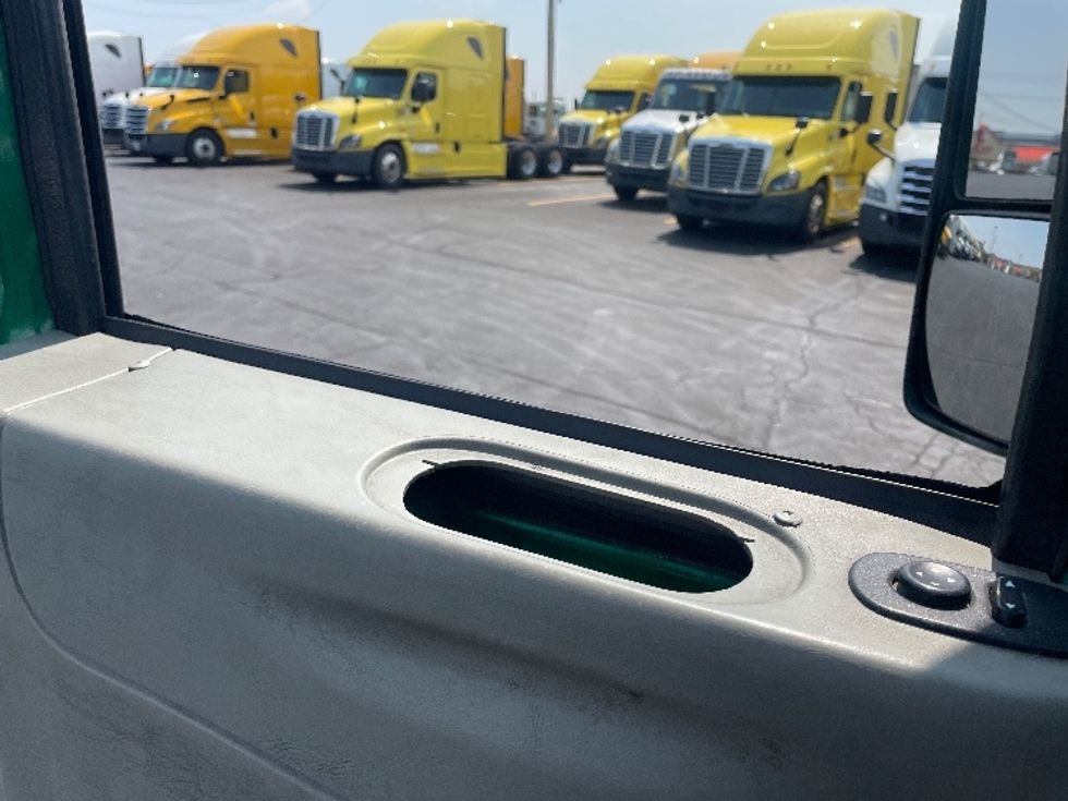 Day Cab Tractor-Heavy Duty Tractors-International-2016-ProStar-Chicago (Melrose Park)-IL-257,863\n\t\tmiles-$ 25,000 - Image 20