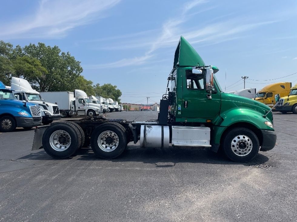 Day Cab Tractor-Heavy Duty Tractors-International-2016-ProStar-Chicago (Melrose Park)-IL-257,863\n\t\tmiles-$ 25,000 - Image 8