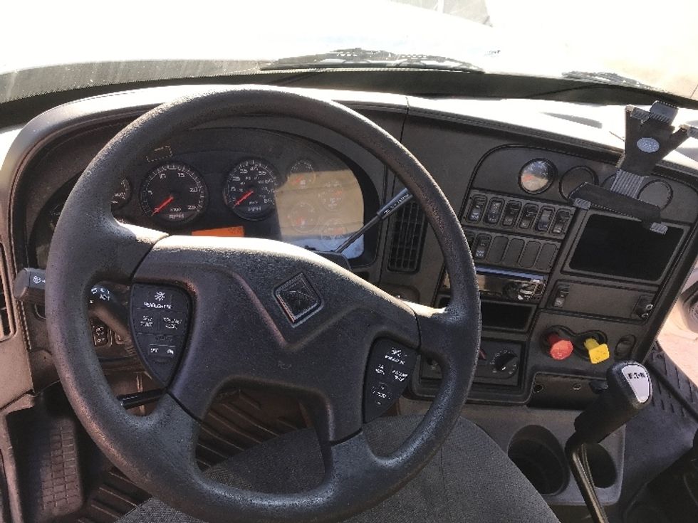 Day Cab Tractor-Heavy Duty Tractors-International-2016-ProStar-West Sacramento-CA-472,868\n\t\tmiles-$ 31,250 - Image 11