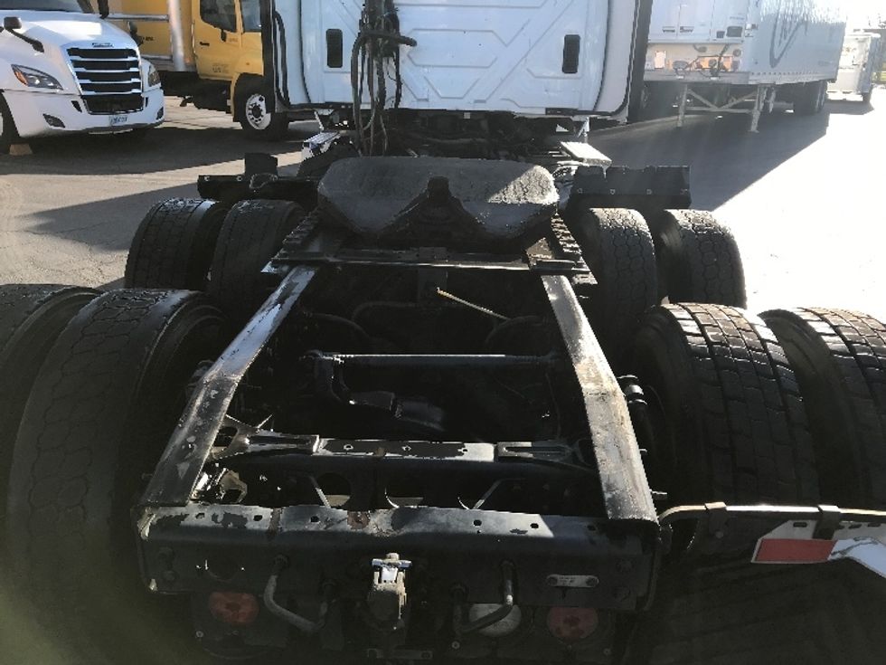 Day Cab Tractor-Heavy Duty Tractors-International-2016-ProStar-West Sacramento-CA-472,868\n\t\tmiles-$ 31,250 - Image 6
