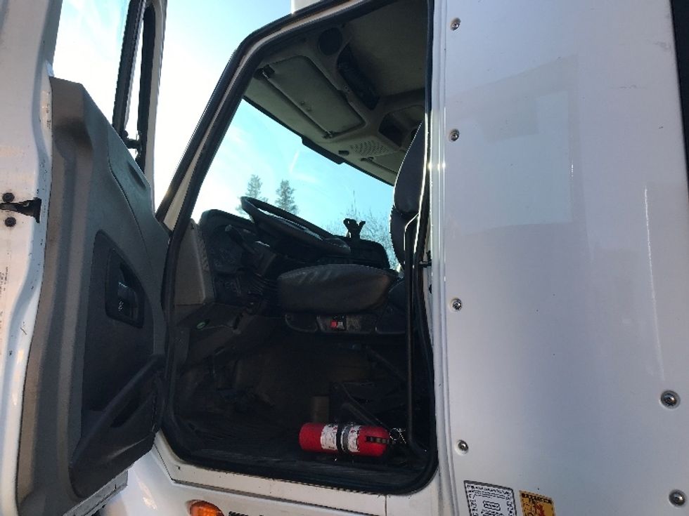Day Cab Tractor-Heavy Duty Tractors-International-2016-ProStar-West Sacramento-CA-472,868\n\t\tmiles-$ 31,250 - Image 9