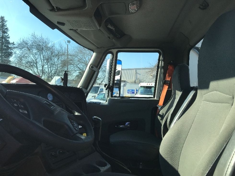 Day Cab Tractor-Heavy Duty Tractors-International-2016-ProStar-West Sacramento-CA-486,730\n\t\tmiles-$ 30,750 - Image 10