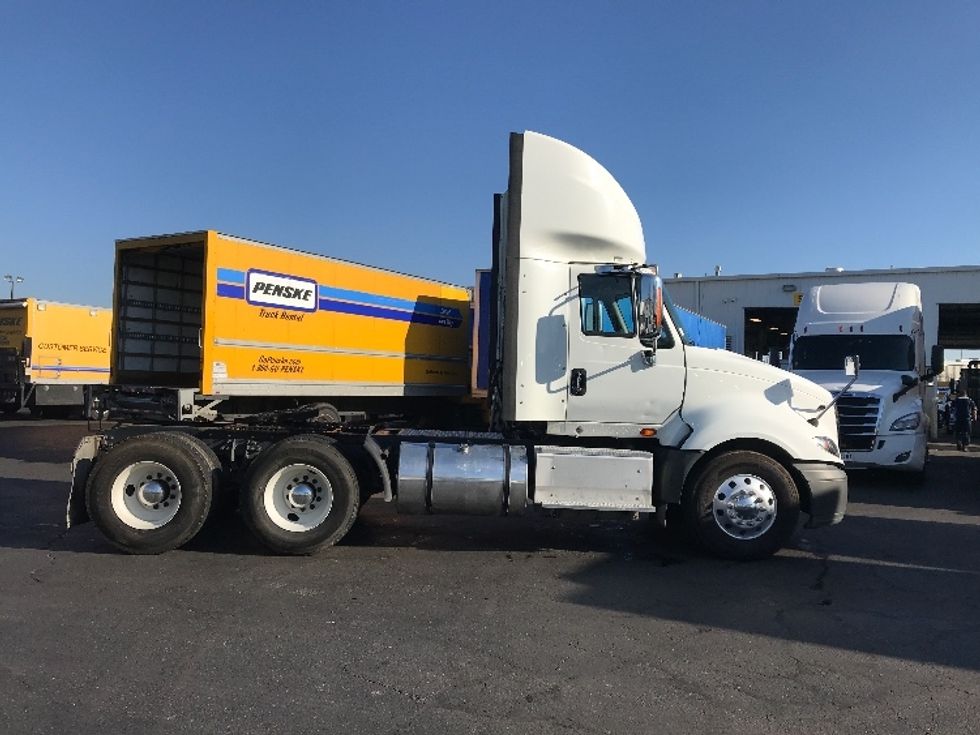 Day Cab Tractor-Heavy Duty Tractors-International-2016-ProStar-West Sacramento-CA-486,730\n\t\tmiles-$ 30,750 - Image 8
